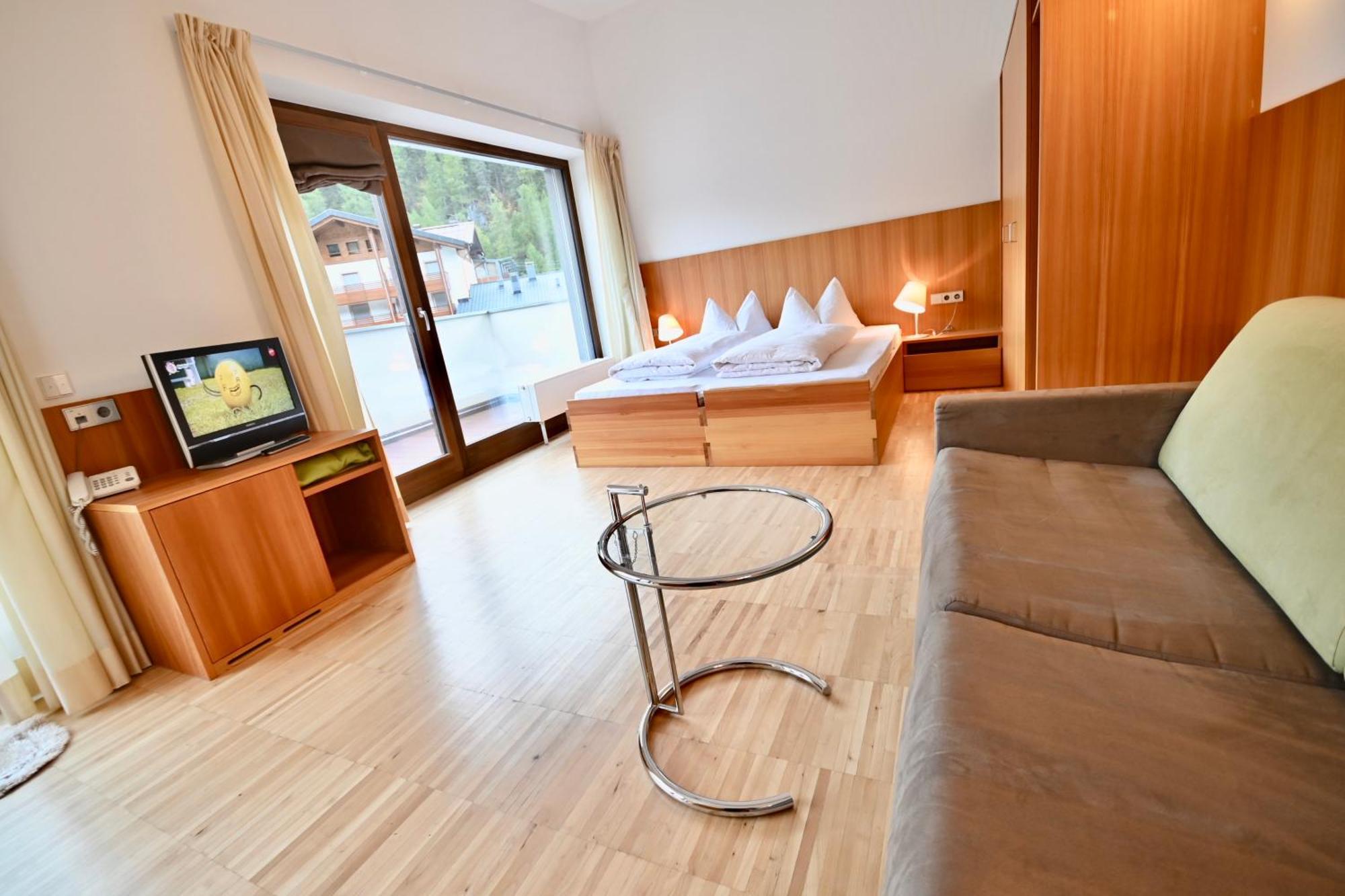Bed & Breakfast Hotel Nives Solda Bilik gambar